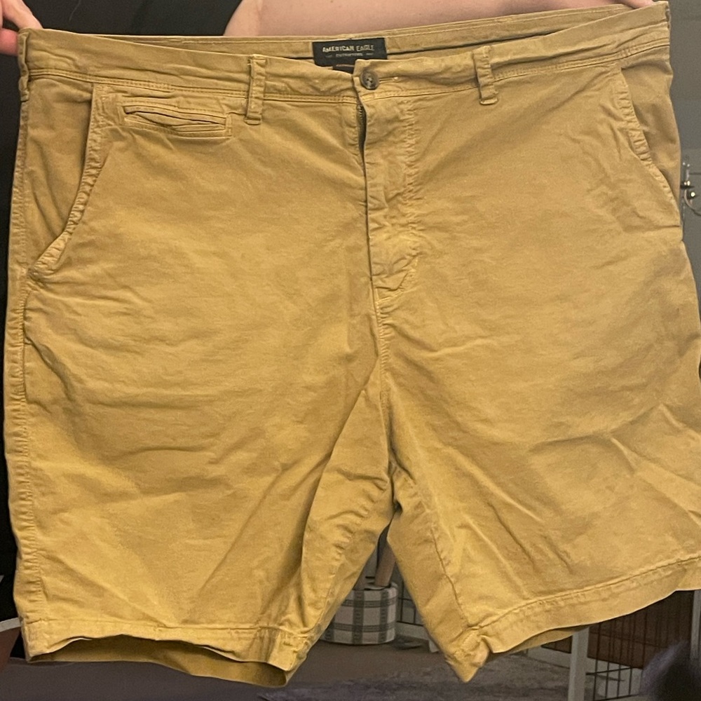 American Eagle khaki shorts